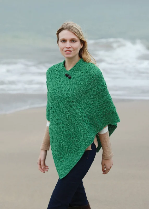 Aran Poncho | Green